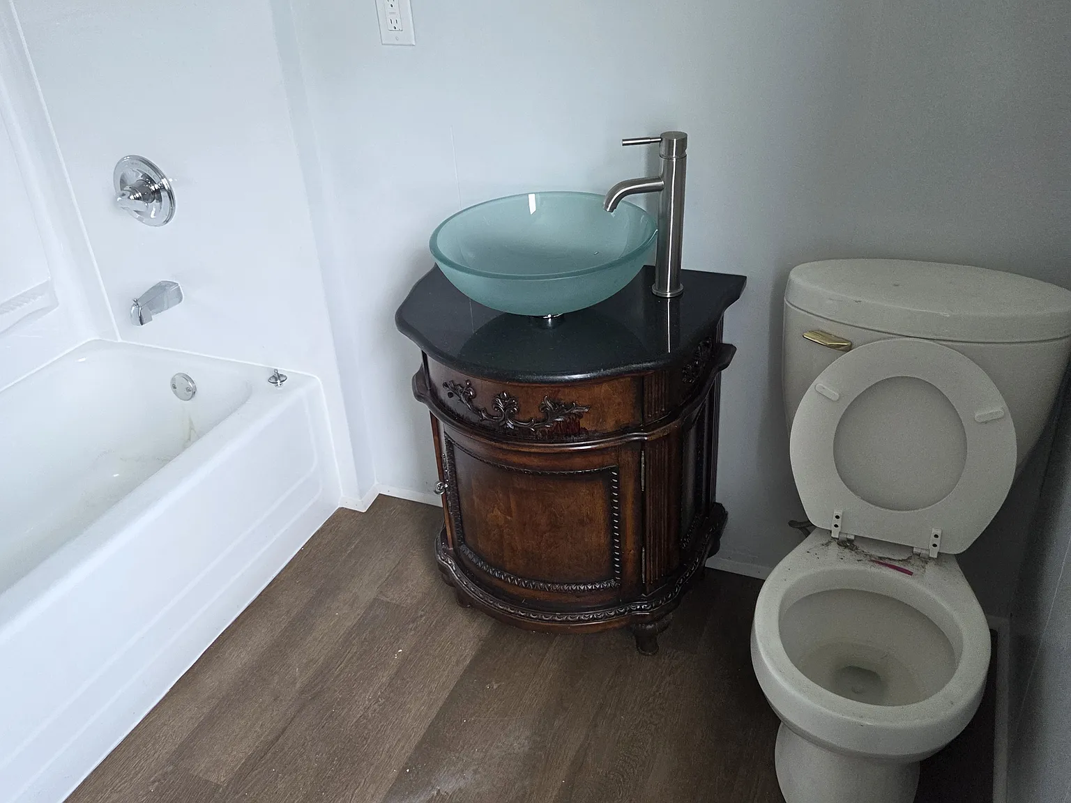 1 bed, 500 sqft, $1,100 — Photo 2