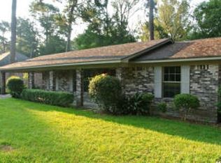 1218 Karen Dr, Laurel, MS 39440