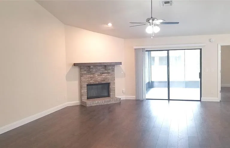 568 Carrigan Ave — Photo 6