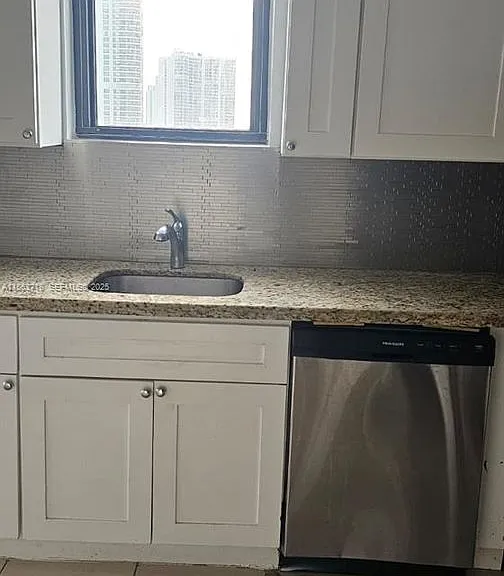 3300 NE 192nd St #1012 — Photo 1