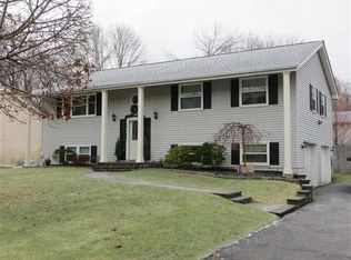 14 Lenny Ct, Wappingers Falls, NY 12590