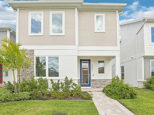 2042 Education St, Saint Cloud, FL 34771