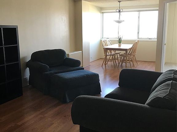 5th image of 2225 Buchtel Blvd APT 707