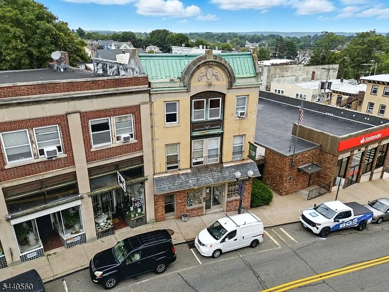 409 Main St #3F — Photo 19