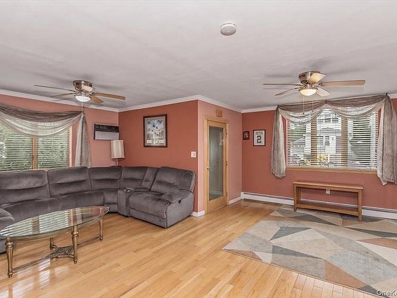 5th image of 3158 Rawlins Avenue