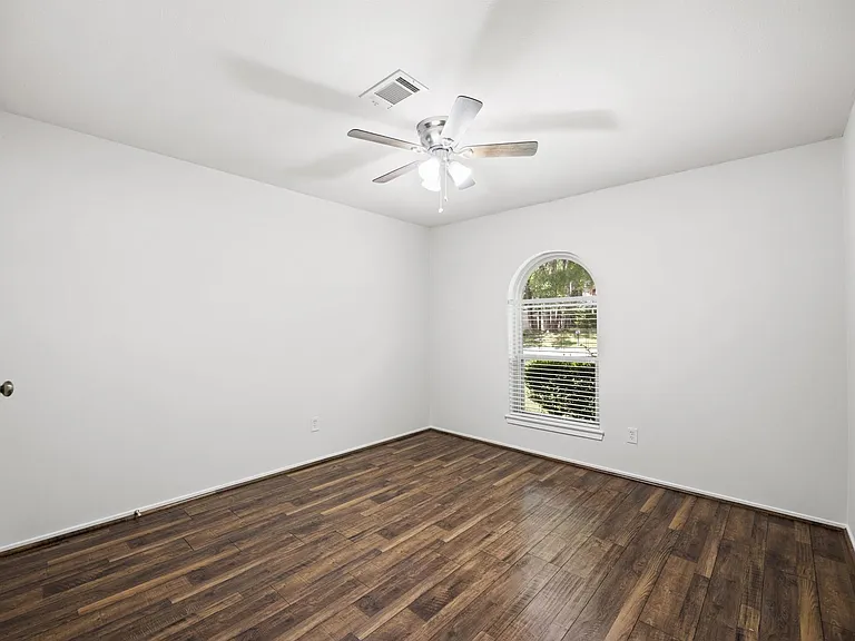 3218 Sycamore Springs Dr — Photo 22