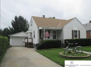 3943 Arbor St, Omaha, NE 68105