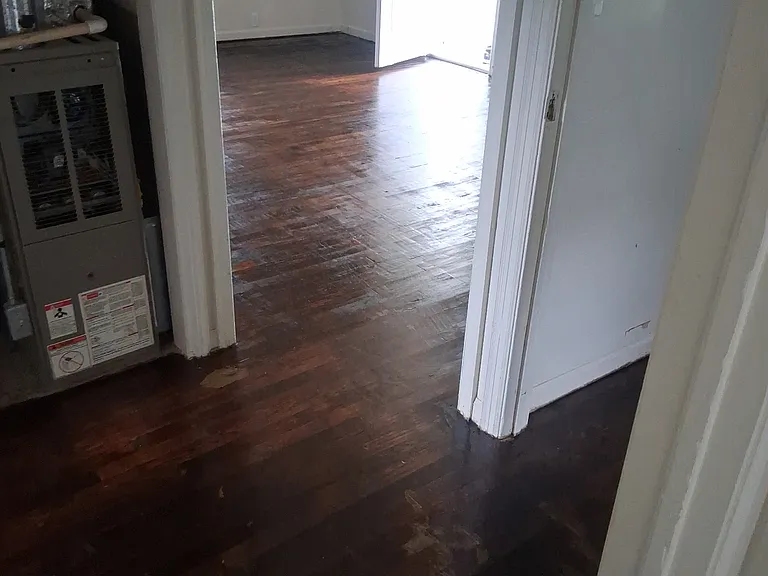 1003 S Grand Ave — Photo 8