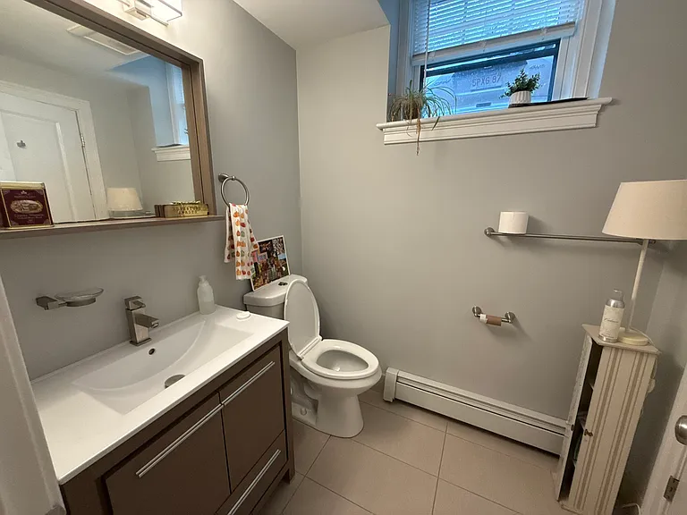 12 Greenway Ct #7 — Photo 14