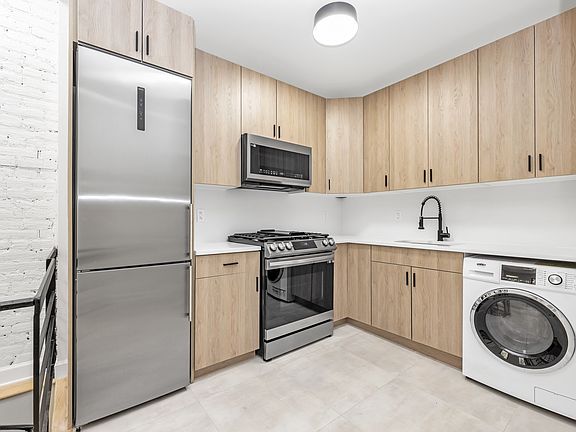 5th image of 227 W 20th St APT 1B