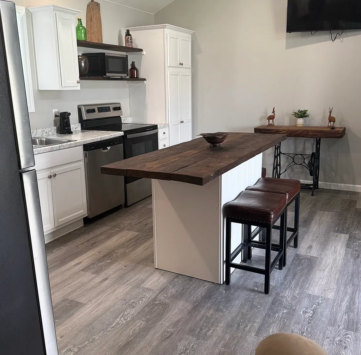 1 bed, $1,650 — Photo 1