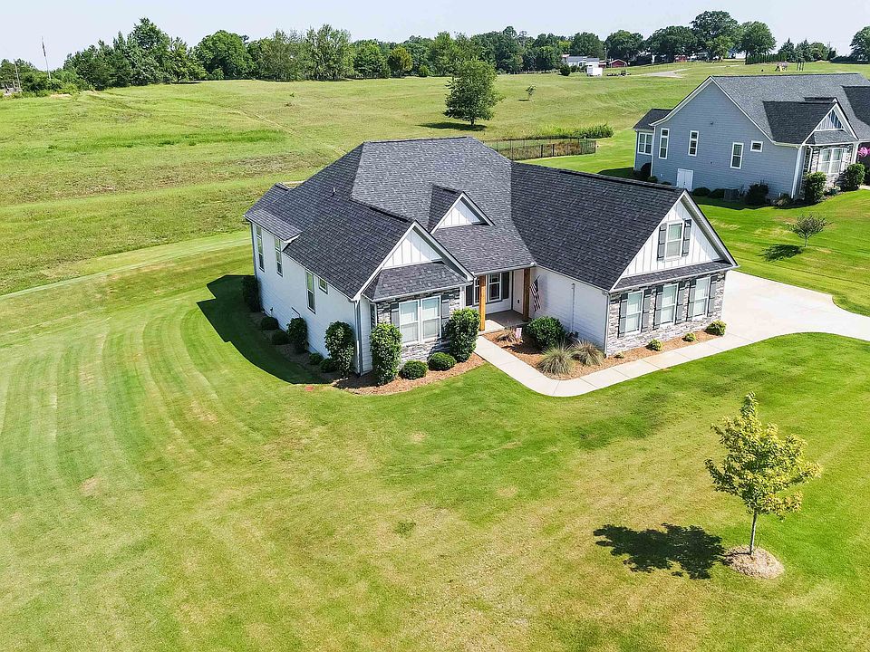 1st image of 240 W Ridgewater Dr