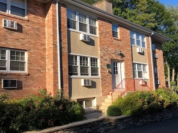 1309 Hope St #B8, Stamford, CT 06907