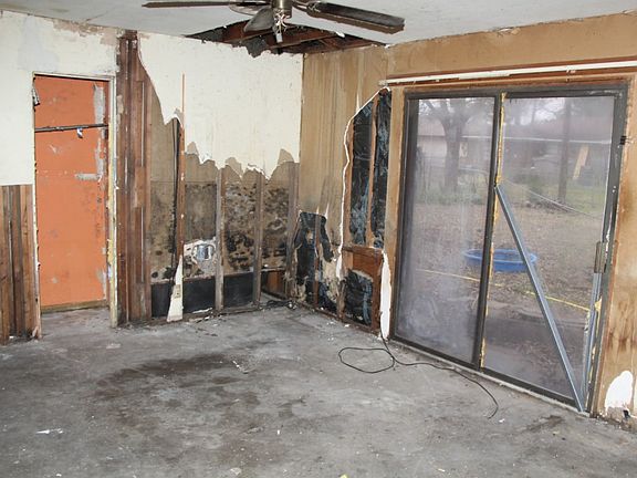 5th image of 5253 Lakeside Dr