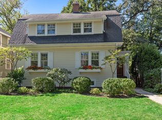 790 Foxdale Ave, Winnetka, IL 60093