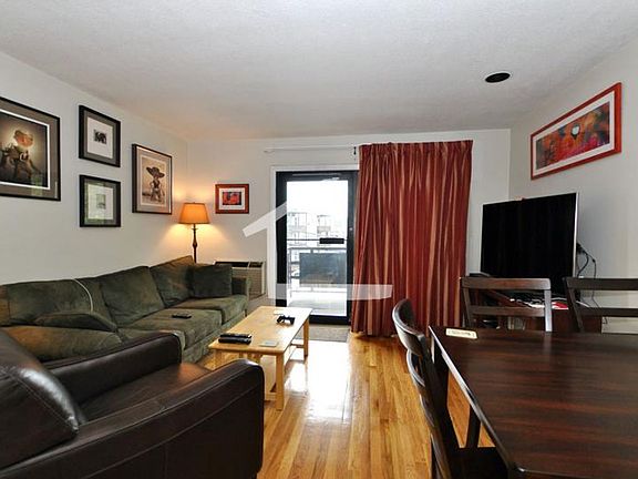 2nd image of 15 Euston Rd APT 16