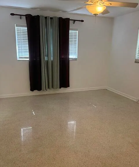 860 NW 65th Ave — Photo 24