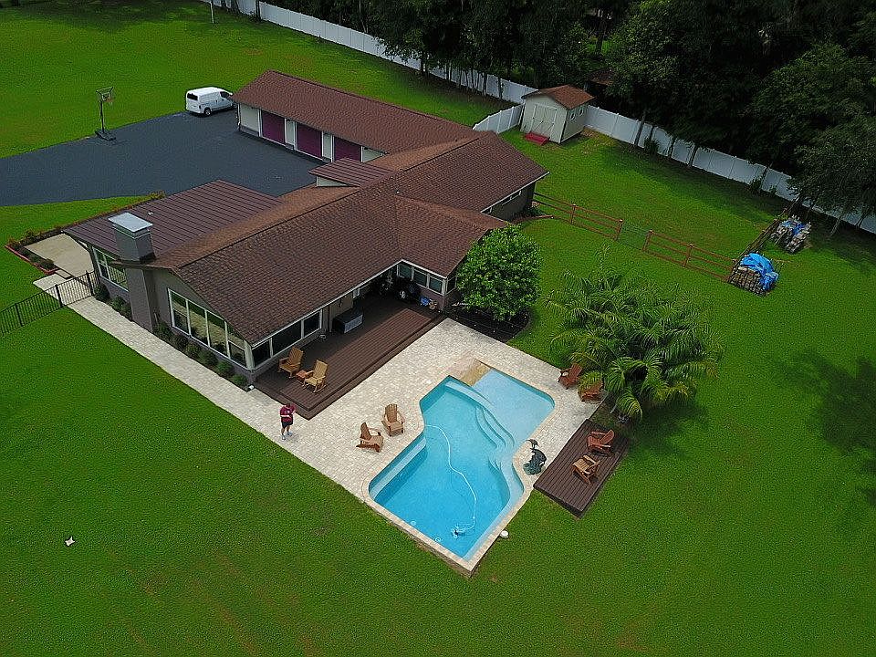 1st image of 1204 Firethorn Ln #1