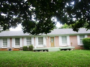 208 Lady Marion Dr, Clarksville, TN 37042