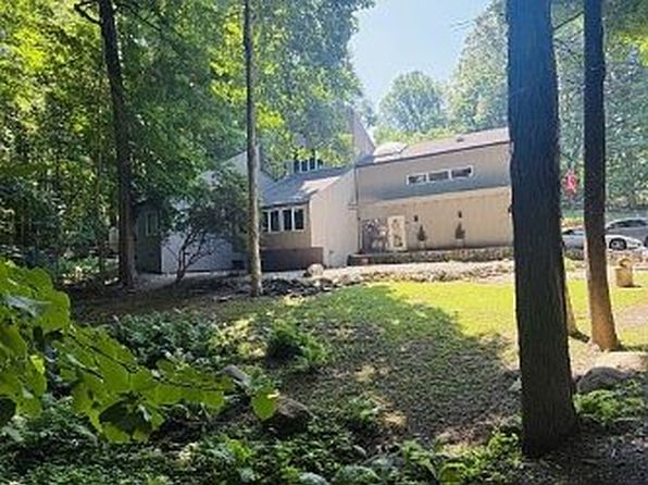 408 E Shady Ln