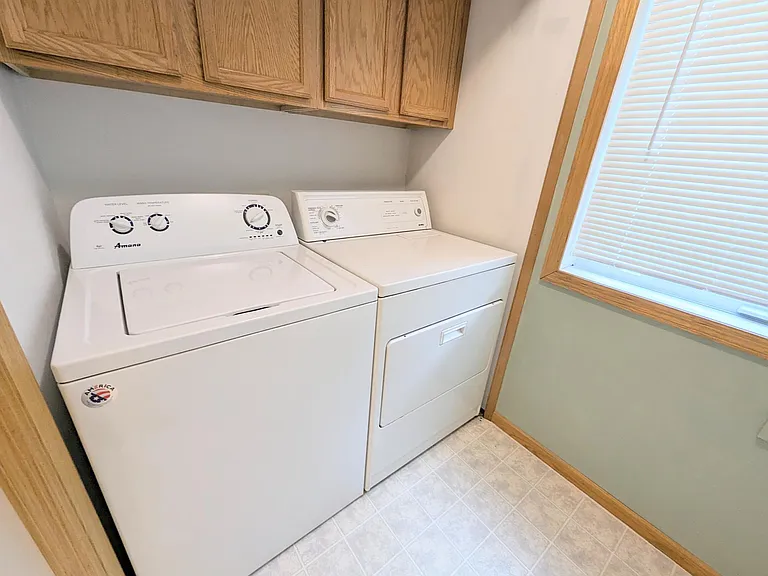 1140 Greenvale Ave W #C — Photo 14