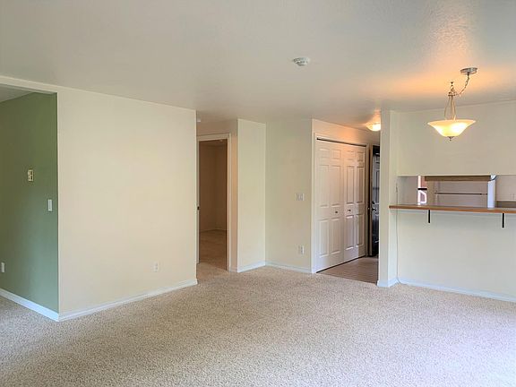 5th image of 7270 W Lake Sammamish Pkwy NE