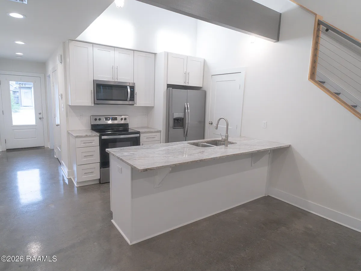 Building Photo - 110 Oak Plains Aly