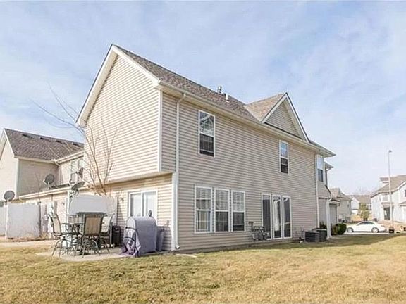 5th image of 8035 N Lawn Ave