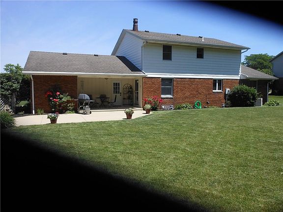 2nd image of 703 Stratford Dr