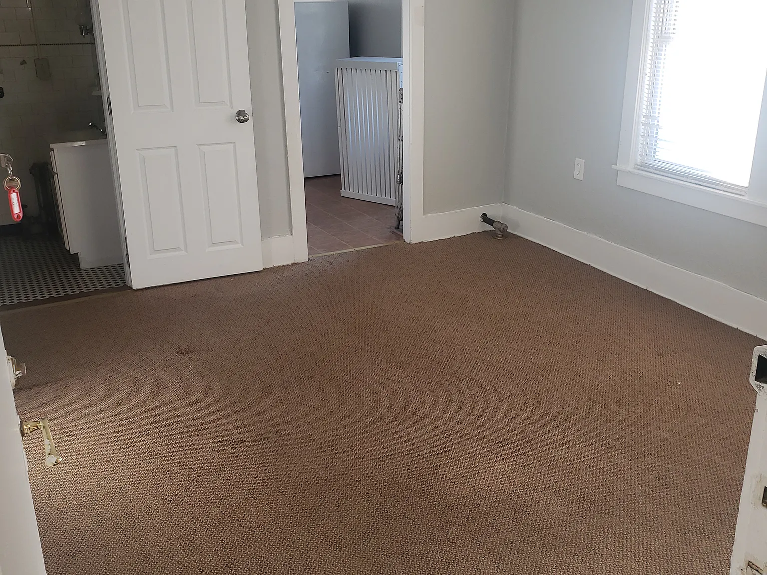 2 bed, 900 sqft, $1,500 — Photo 4