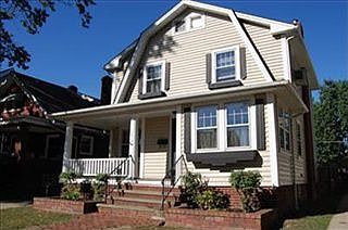 1st image of 1610 Parkwood Rd