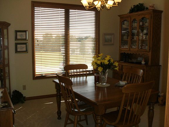 5th image of 5951 S Glenview Dr