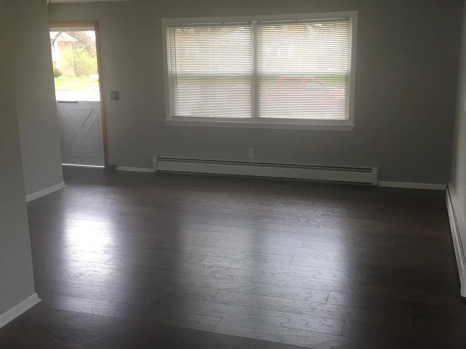 2 bed, 1000 sqft, $975 — Photo 4