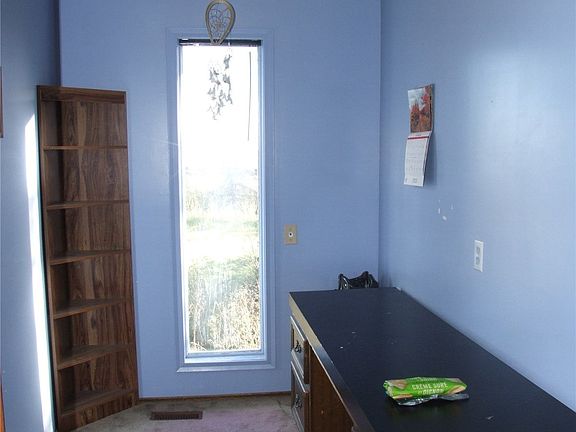 5th image of 101 Railway Avenue