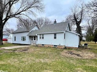 215 3rd St NE, Buffalo Center, IA 50424