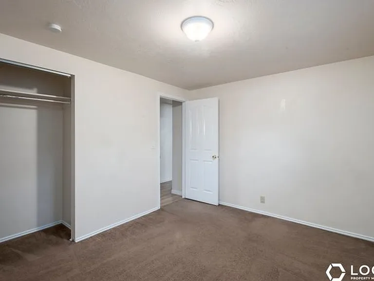 3377 S 2410 E #B — Photo 17