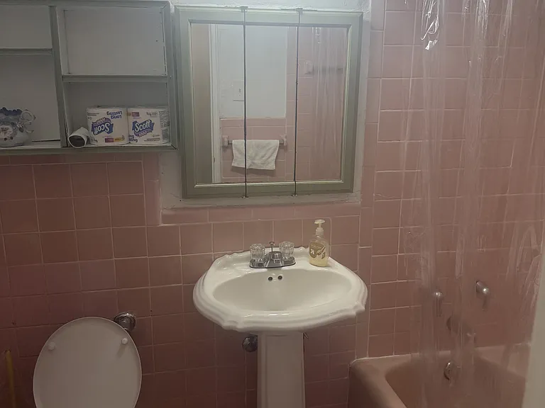 9115 Lamont Ave #1K — Photo 5