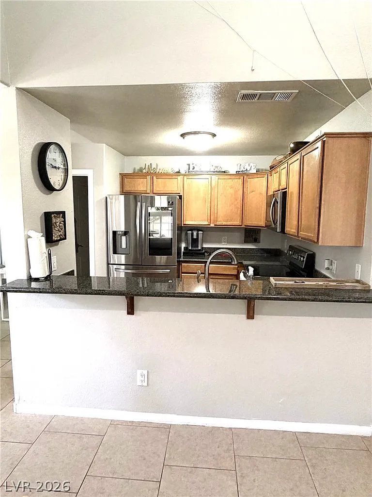 2 bed, 2.0 bath, 981 sqft, $1,700 — Photo 4