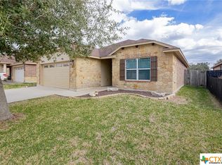 223 Terravista Trl, Victoria, TX 77904