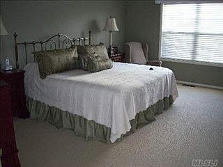 4th image of 97 Deer Valley Dr