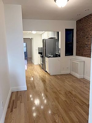 2nd image of 240 E 33rd St #3C