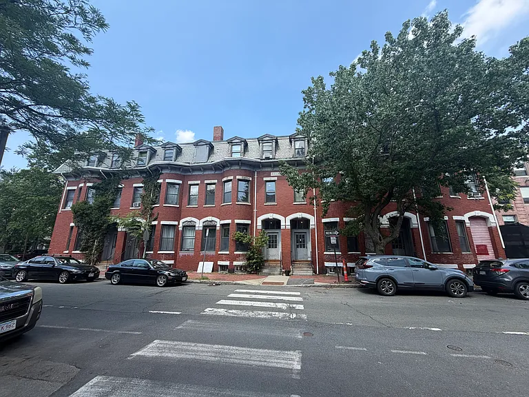180 Harvard St #179-3 — Photo 21