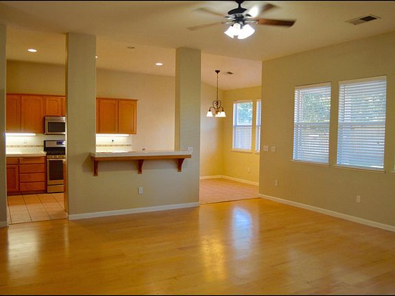 5th image of 1558 Homestead Way