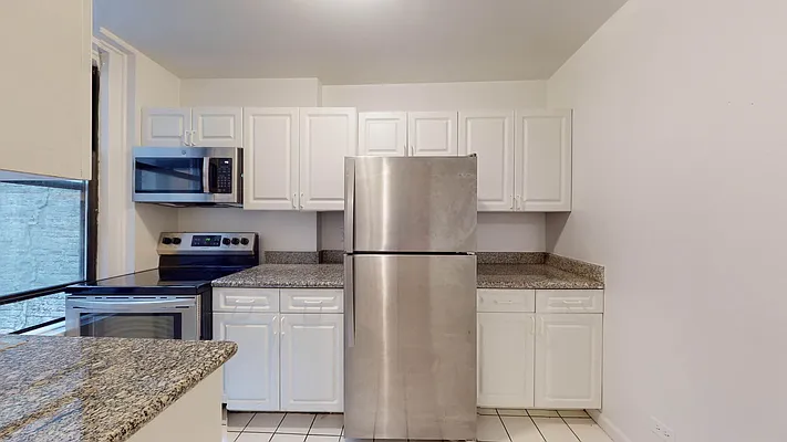 Rented by Bond New York | media 14