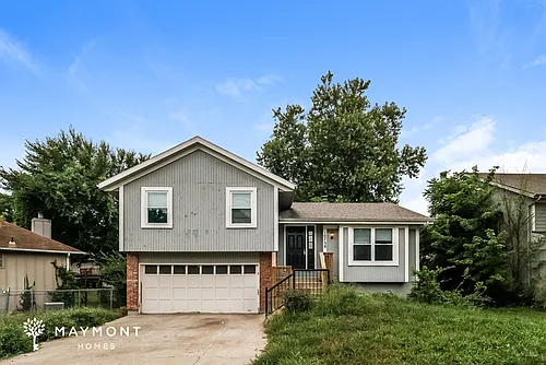 10738 Stark Ave Photo 1