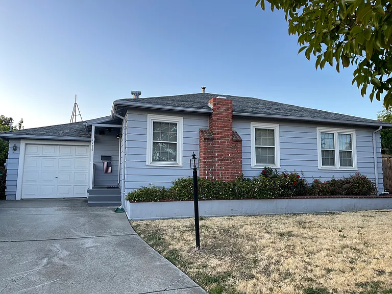 1775 141st Ave — Photo 1