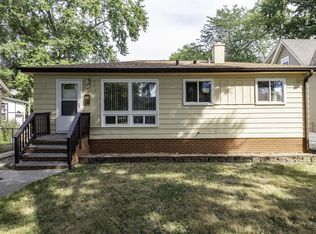 2903 Emmaus Ave, Zion, IL 60099