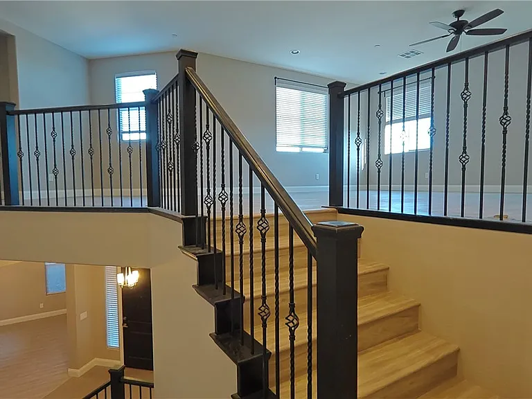 2868 Josephine Dr — Photo 27