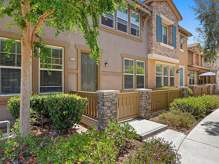 10667 Golden Willow Trl #150 — Photo 3