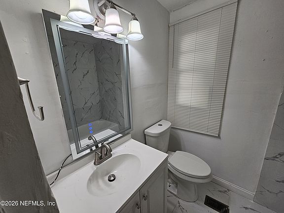 4th image of 2269 Hartridge St